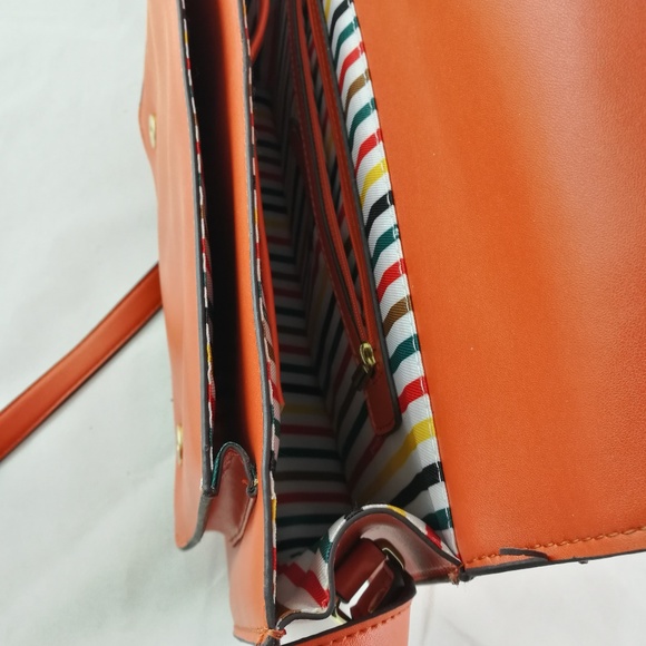 Steve Madden Corssbody Handbag #B005 - Picture 3 of 3